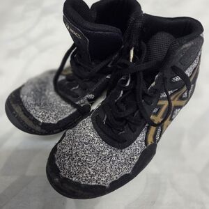 ASICS Kids' Black and Gray Shoes